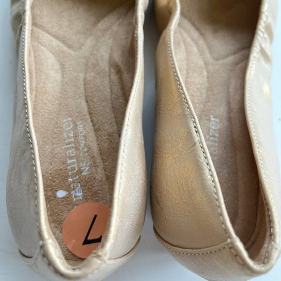 Naturalizer Colby Champagne Vegan Leather Flats Slip On Studded Womens S… - Picture 4 of 7